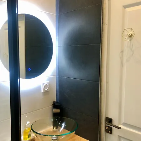 Cosy Place 5' Gares Est & Nord Apartment *